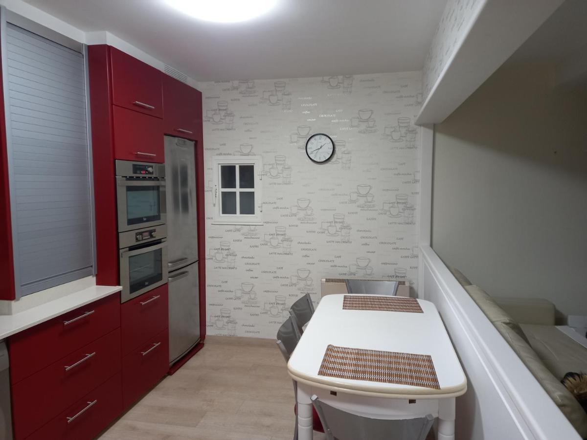 Apartamento A 350 Metros De La Playa Pobra do Caramiñal Kültér fotó